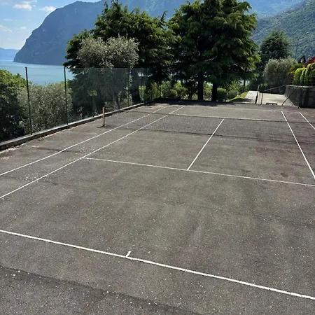 Vista Riva di Solto